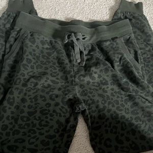 Victoria’s Secret pink sweat pant set